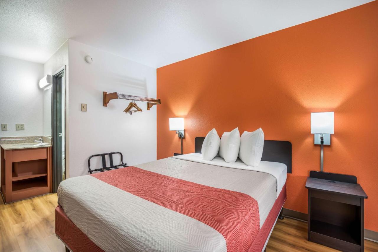 Motel 6-Madison, Wi - East מראה חיצוני תמונה